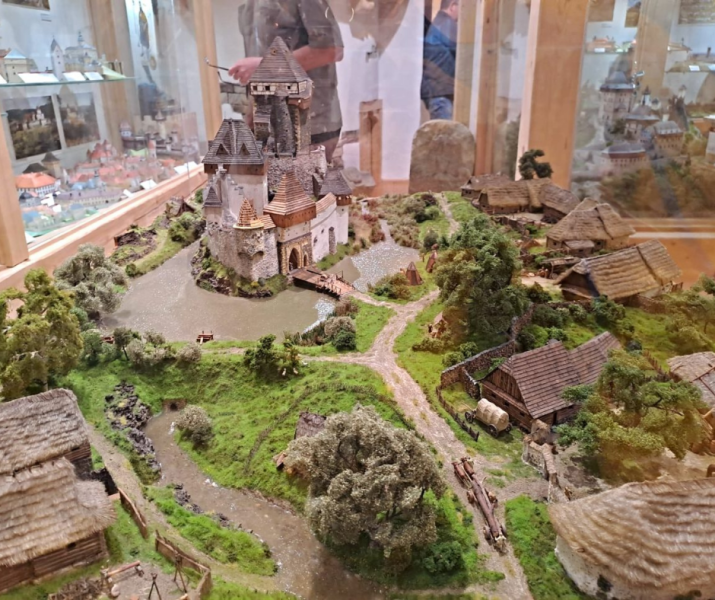 Image 1